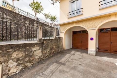 Maison Centre Ville + Garage Argeles-Gazost Exterior photo